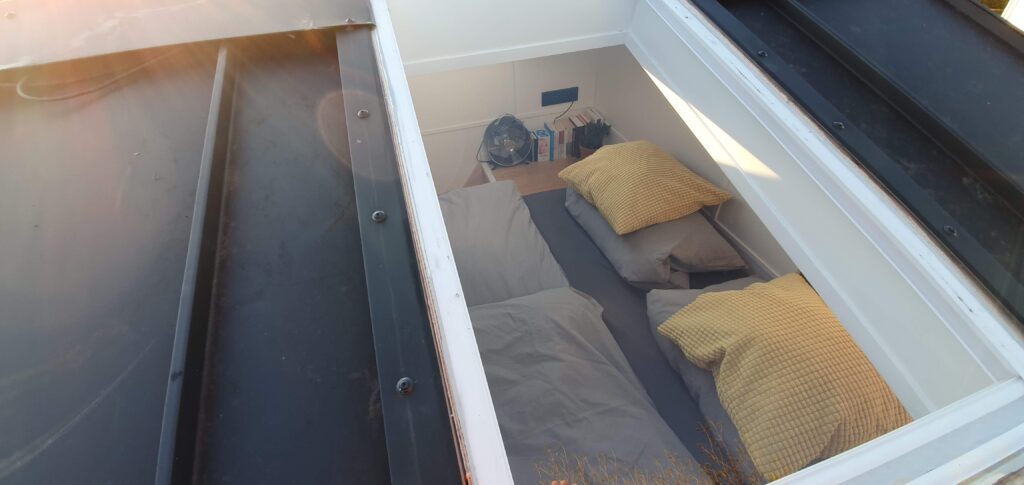 Grundriss und Innenraum des Tiny House